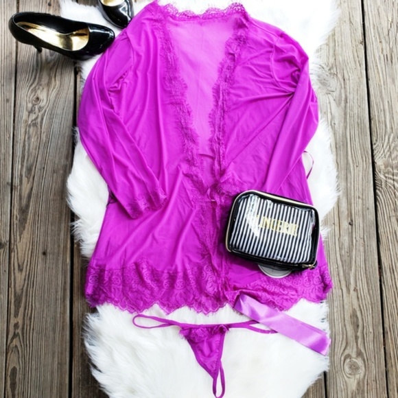 NEW Victoria Satin & Lace Robe Lingerie Set - Picture 3 of 8